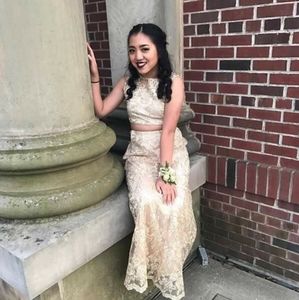Gold Prom dress Size S (Thailand)